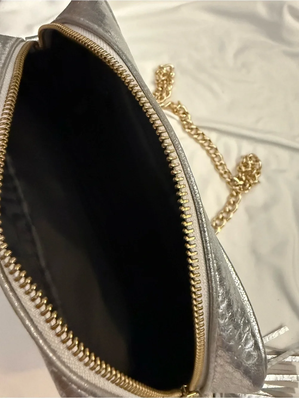 EUC Victoria's Secret Silver Snake Embossed Crossbody with Chain Strap
